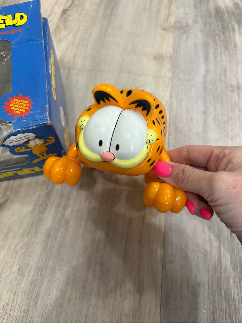 NIB Vintage Pollenex Garfield Hand Held Massager Collectible - Picture 2 of 5